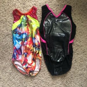 2 Leotards